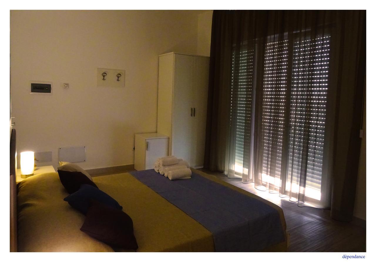 Faro Bianco Gallipoli - Suites & Apartments Экстерьер фото